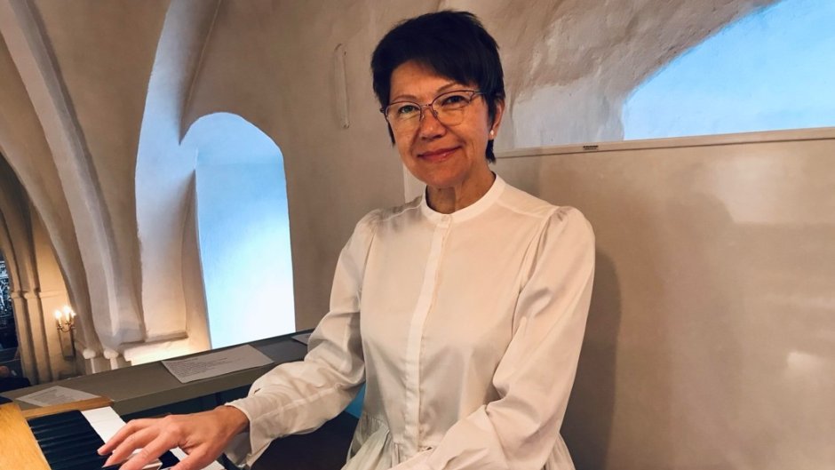 Østeuropæere afhjælper mangel på organister. Men sproget er en
