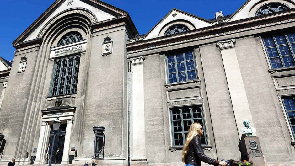 Dekan Om Kritik Af Lukning Af Klassisk Gr sk Lektors Trov rdighed Er 