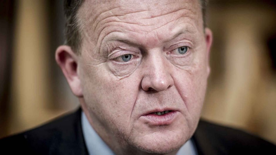 S rine Gotfredsen Gr nsen Mellem At V re Folkek r Og Nedgjort Er 