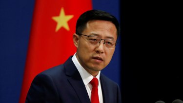 ”Det er en gammeldags koldkrigs nulsumsspil-mentalitet og en snæversynet geopolitisk opfattelse, der vil intensivere våbenkapløbet i regionen,” sagde det kinesiske udenrigsministeriums talsmand, Zhao Lijian.