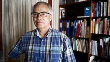 Carsten Hjorth Pedersen er ikke enig med Grundtvig i, at troen ikke er en skolesag. Det er forkert at påstå, at opdragelse og pædagogik slet ikke skulle have noget med kristenlivet at gøre, mener han.