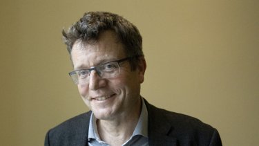 Historiker Jes Fabricius Møller har skrevet Kristeligt Dagblads 125-årige historie. Han mener, at den ikke altid bliver fortalt på den måde, den skal.