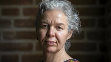 ”Lige meget hvilken tekst man vælger, så handler det hver eneste søndag om, at Gud står på hovedet for at kalde os ind til hans liv og glæde,” siger Annette Brounbjerg Bennedsgaard.