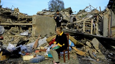 Der udbrød voldsomme kampe i Nagorno-Karabakh sidste år, hvilket ramte civilbefolkningen hårdt. Nu truer krigen med at blusse op på ny.