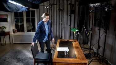 Med sin nytårstale afslørede Mette Frederiksen (S) at hun har fundet sig til rette i "konkurrencestatens maskinrum, hvor man skruer på nogle tandhjul og hiver i nogle håndtag for at få skibet til at sejle videre," mener Christian Egander Skov.