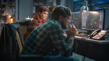 En ung ph.d.-studerende i astronomi Kate Dibiasky (Jennifer Lawrence) og hendes chef, professor Randall Mindy (Leonardo Di Caprio), opdager i filmen, at en stor komet er på vej mod jorden.