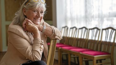 Britt Bendixen mistede i løbet af få år både sin mor, storebror og eksmand, men bortset fra disse år, som var hårde og triste, synes hun selv, at hun har haft et meget lykkeligt liv.