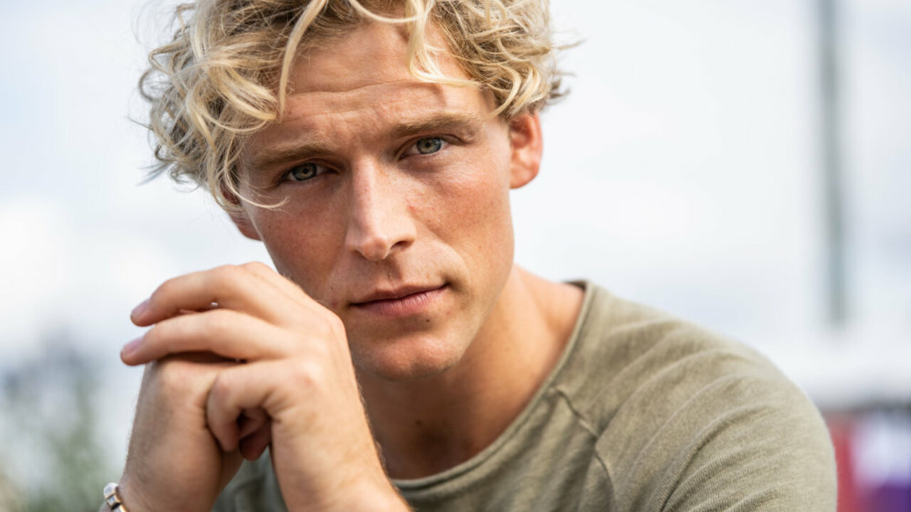 Christopher aflyser koncerter på grund af halsbetændelse