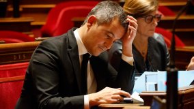 Den franske indenrigsminister, Gérald Darmanin, vil stramme den franske indvandringslovgivning og vurderer, at de nye regler vil føre til 4000 flere udvisninger om året. 